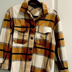 Shacket in excellent condition